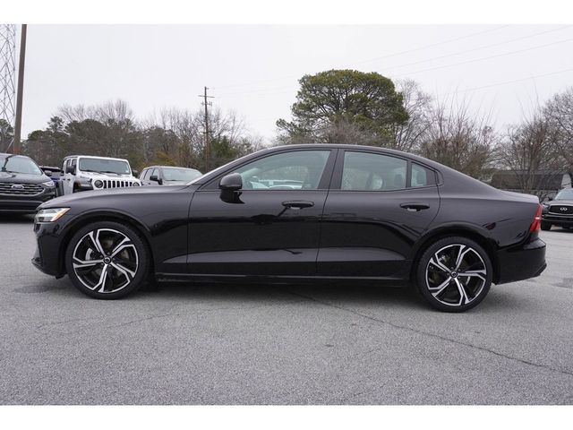 2024 Volvo S60 Core Dark Theme