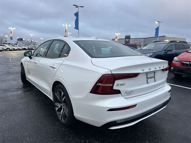 2024 Volvo S60 Core Dark Theme