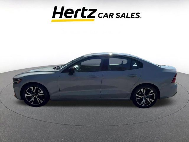 2024 Volvo S60 Core Dark Theme