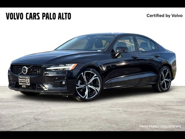 2024 Volvo S60 Core Dark Theme