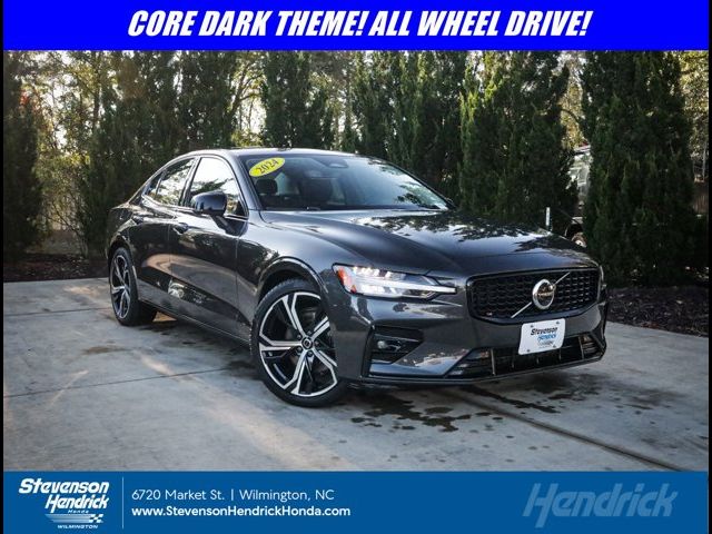 2024 Volvo S60 Core Dark Theme