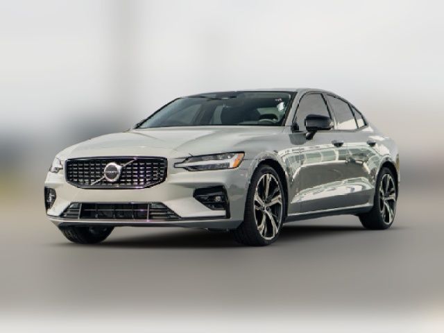 2024 Volvo S60 Core Dark Theme