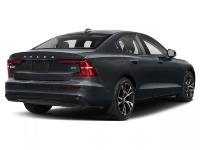 2024 Volvo S60 Plus Black Edition