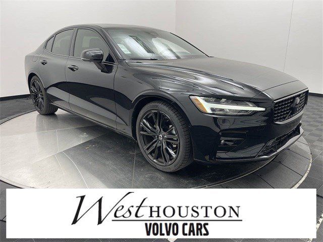 2024 Volvo S60 Plus Black Edition