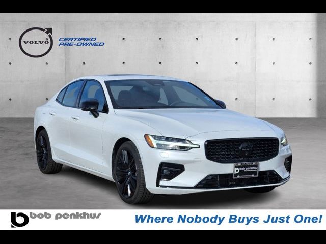 2024 Volvo S60 Plus Black Edition