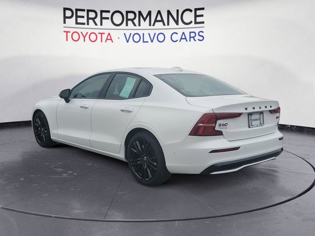 2024 Volvo S60 Plus Black Edition