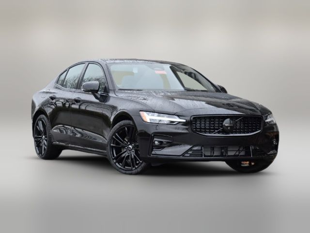 2024 Volvo S60 Plus Black Edition