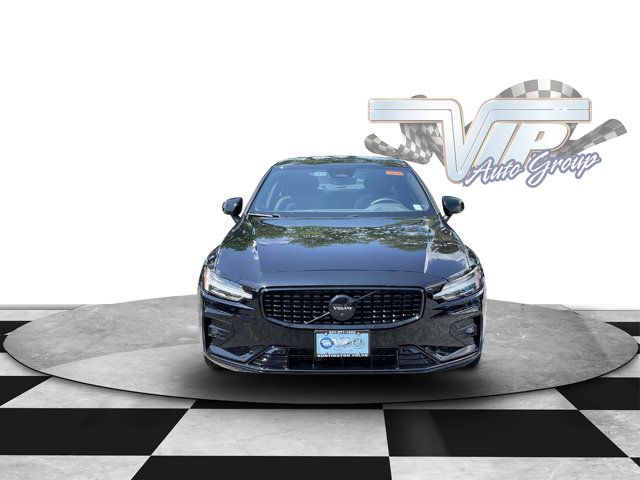 2024 Volvo S60 Plus Black Edition