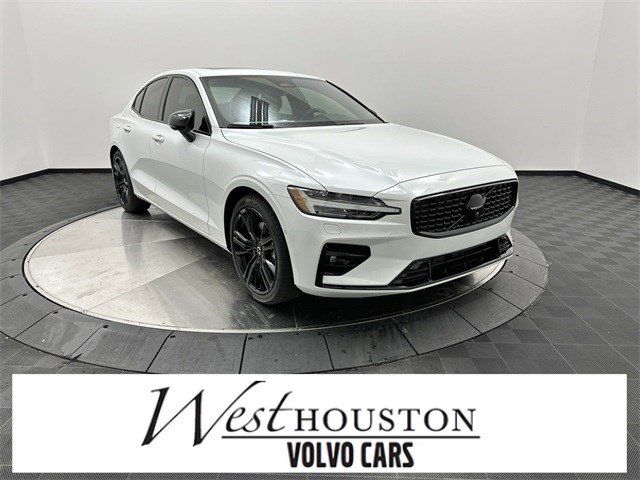 2024 Volvo S60 Plus Black Edition