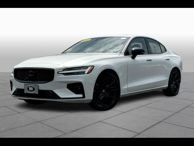 2024 Volvo S60 Plus Black Edition