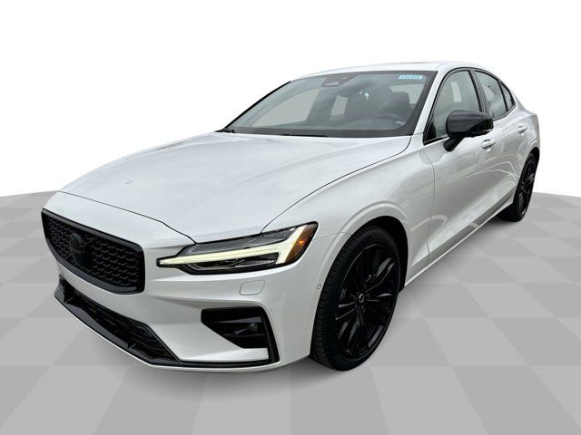 2024 Volvo S60 Plus Black Edition