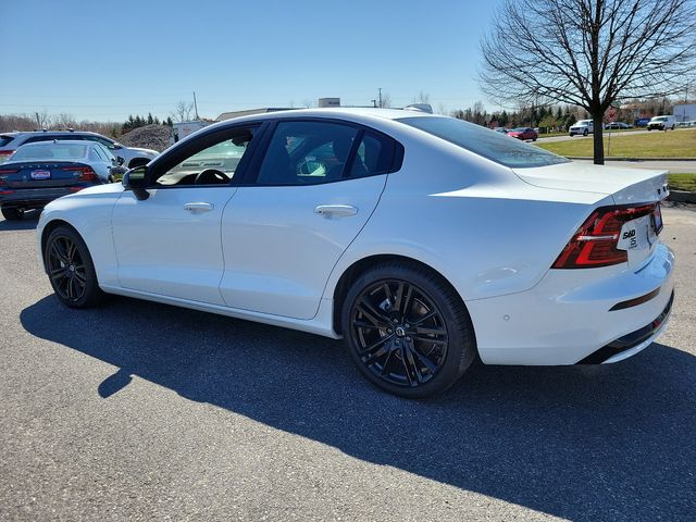 2024 Volvo S60 Plus Black Edition