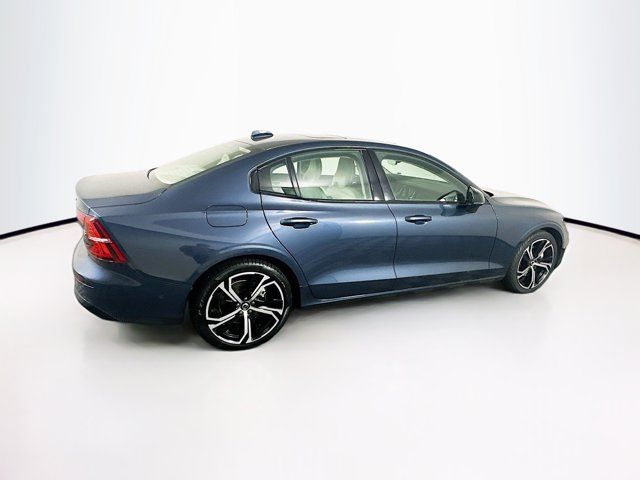 2024 Volvo S60 Plus Dark Theme