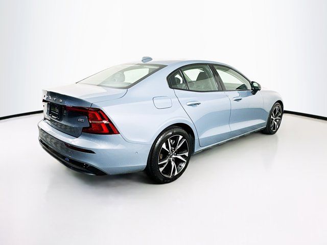 2024 Volvo S60 Plus Dark Theme