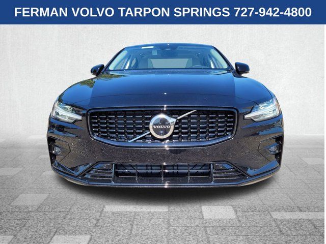 2024 Volvo S60 Plus Dark Theme