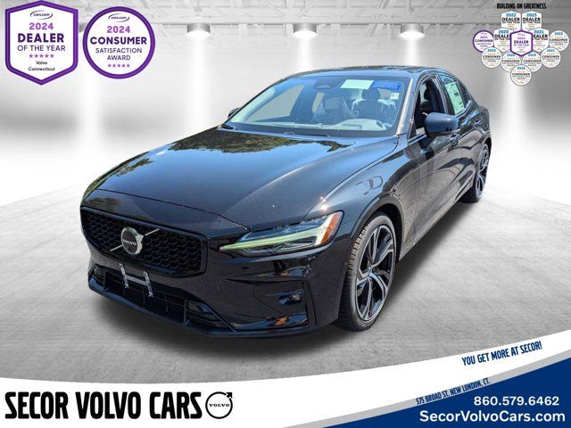 2024 Volvo S60 Plus Dark Theme