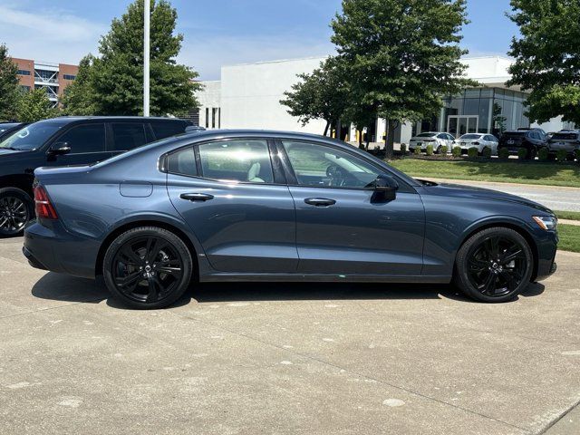 2024 Volvo S60 Plus Dark Theme