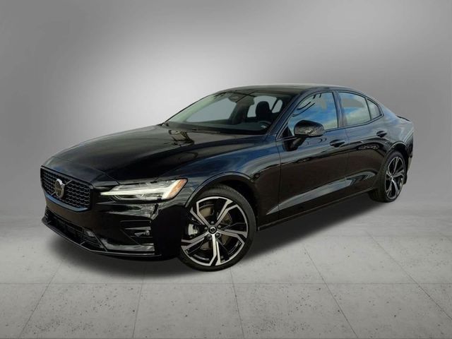 2024 Volvo S60 Plus Dark Theme