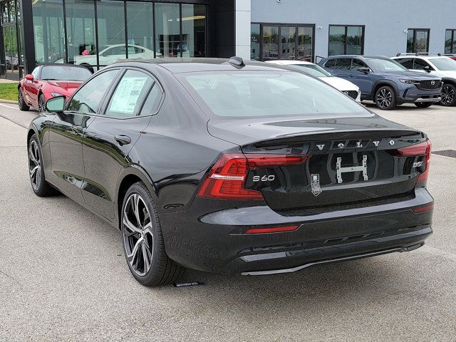 2024 Volvo S60 Plus Dark Theme