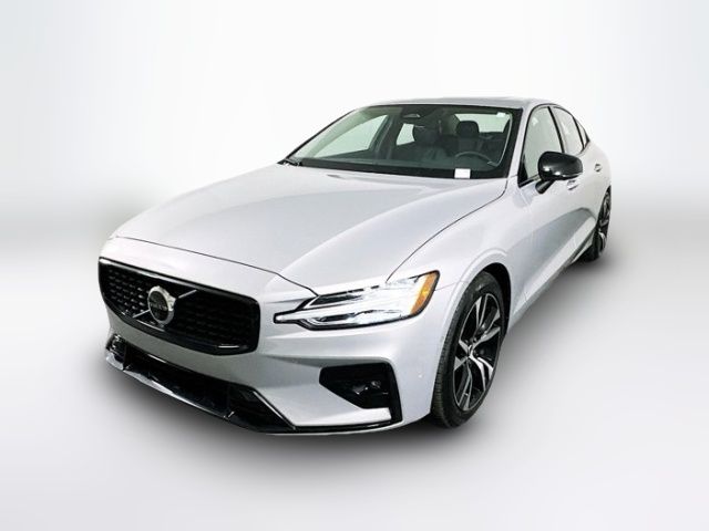 2024 Volvo S60 Plus Dark Theme