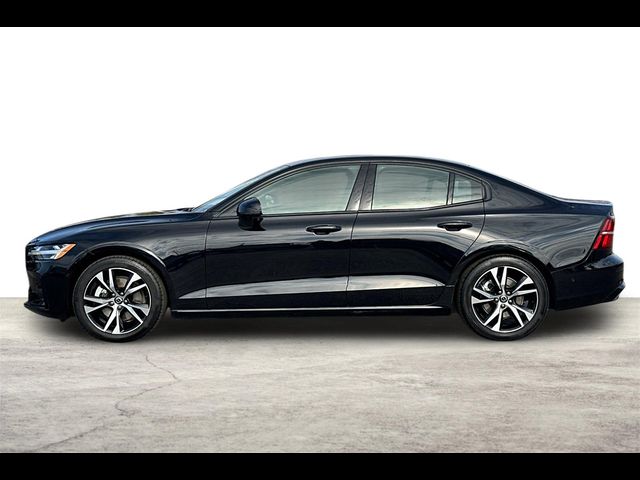 2024 Volvo S60 Plus Dark Theme