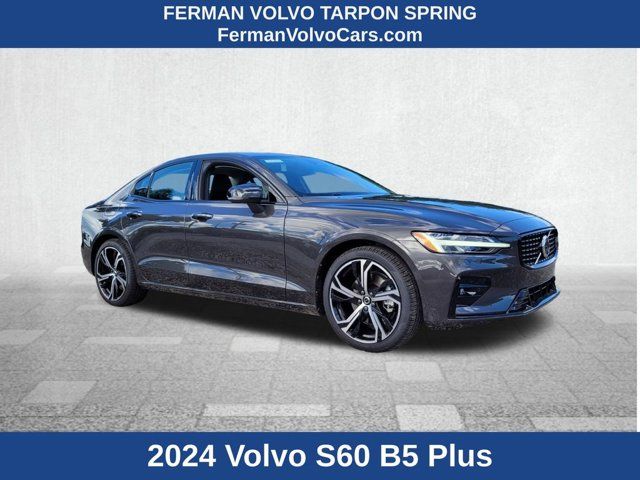 2024 Volvo S60 Plus Dark Theme