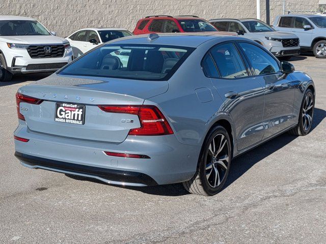 2024 Volvo S60 Plus Dark Theme