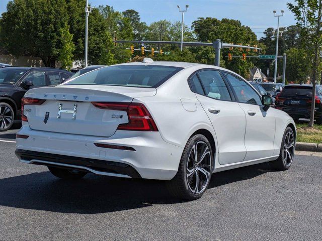 2024 Volvo S60 Plus Dark Theme