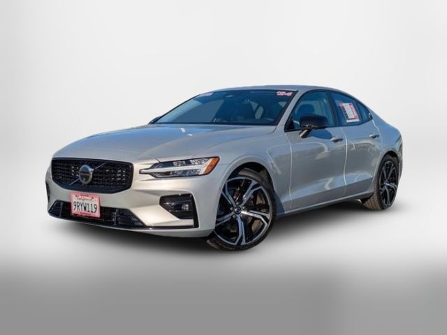2024 Volvo S60 Plus Dark Theme