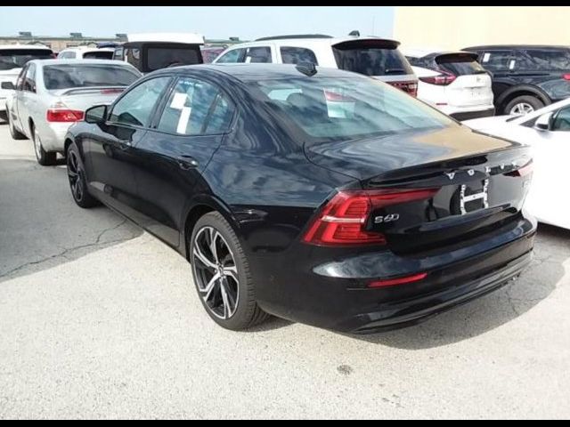 2024 Volvo S60 Plus Dark Theme