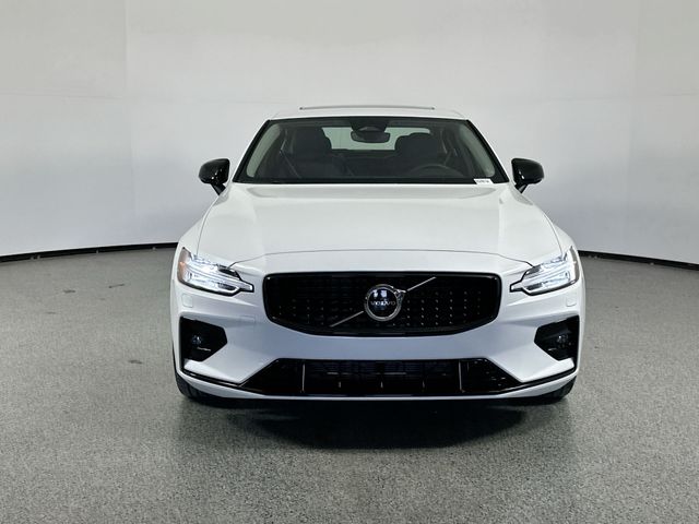 2024 Volvo S60 Ultimate Dark Theme