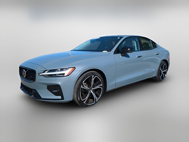 2024 Volvo S60 Ultimate Dark Theme