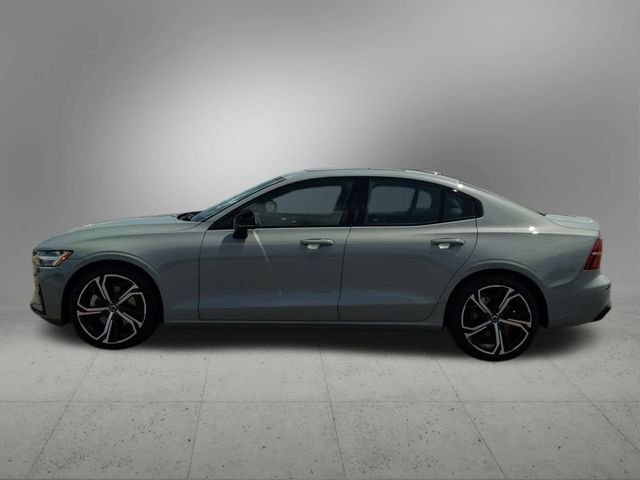 2024 Volvo S60 Ultimate Dark Theme