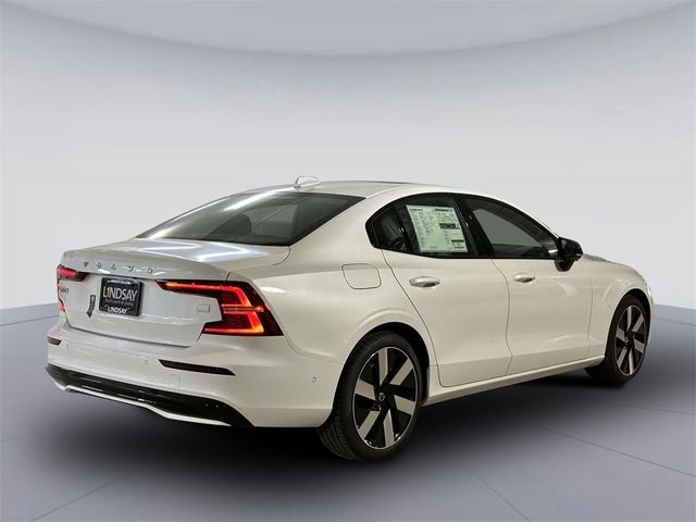 2024 Volvo S60 Recharge Plug-In Hybrid Plus Dark Theme