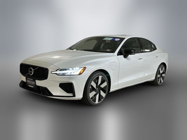 2024 Volvo S60 Recharge Plug-In Hybrid Plus Dark Theme