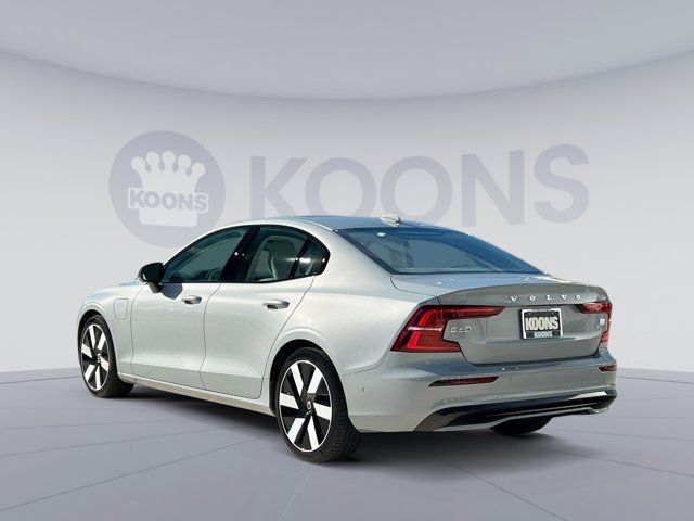 2024 Volvo S60 Recharge Plug-In Hybrid Plus Dark Theme