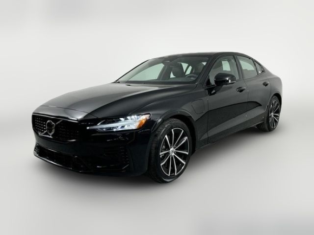 2024 Volvo S60 Recharge Plug-In Hybrid Plus Dark Theme