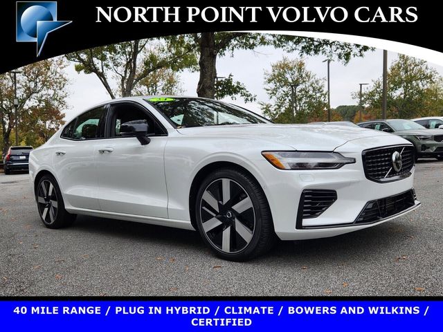 2024 Volvo S60 Recharge Plug-In Hybrid Ultimate Dark Theme