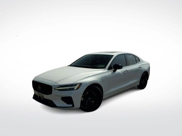 2024 Volvo S60 Recharge Plug-In Hybrid Ultimate Black Edition