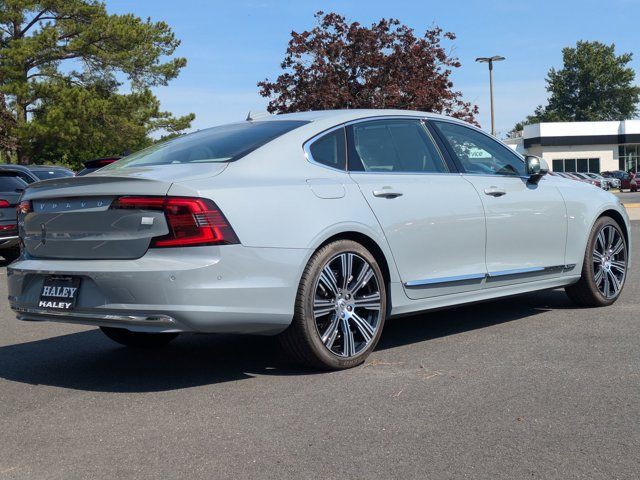 2024 Volvo S90 Recharge Plug-In Hybrid Plus