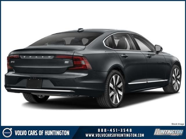 2024 Volvo S90 Recharge Plug-In Hybrid Plus