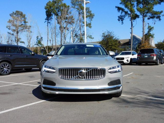 2024 Volvo S90 Recharge Plug-In Hybrid Ultimate