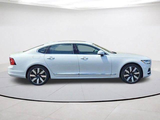 2024 Volvo S90 Recharge Plug-In Hybrid Ultimate