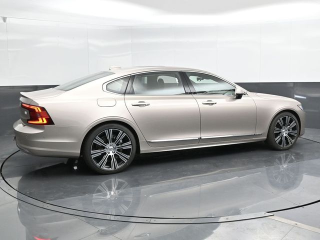 2024 Volvo S90 Recharge Plug-In Hybrid Ultimate