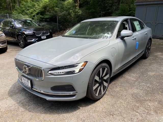 2024 Volvo S90 Recharge Plug-In Hybrid Ultimate