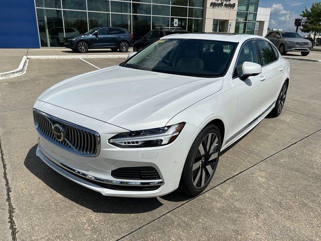 2024 Volvo S90 Recharge Plug-In Hybrid Ultimate