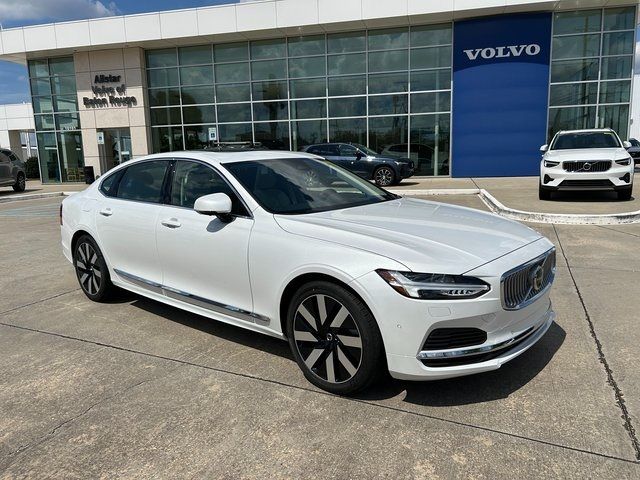 2024 Volvo S90 Recharge Plug-In Hybrid Ultimate