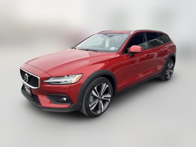 2024 Volvo V60 Cross Country Plus