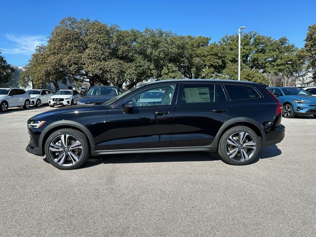 2024 Volvo V60 Cross Country Plus