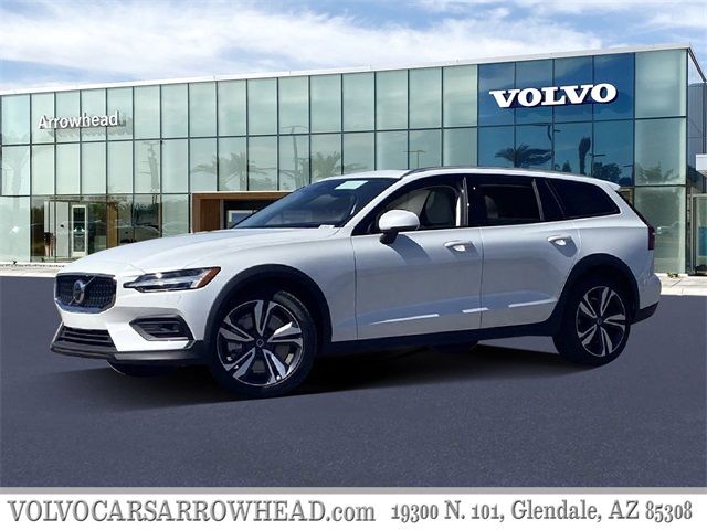 2024 Volvo V60 Cross Country Plus